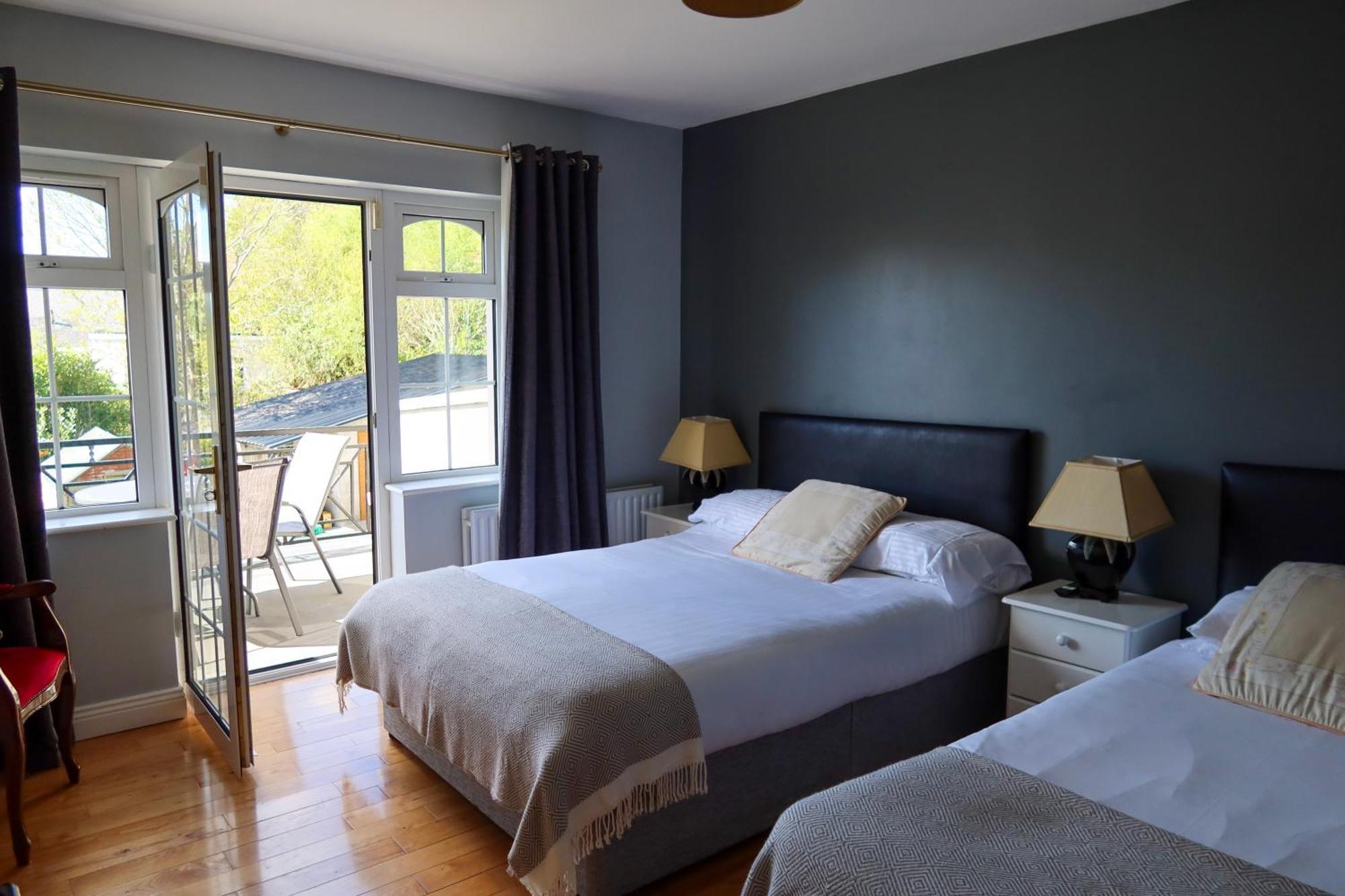 Woodville Lodge Guesthouse 基拉尼 外观 照片
