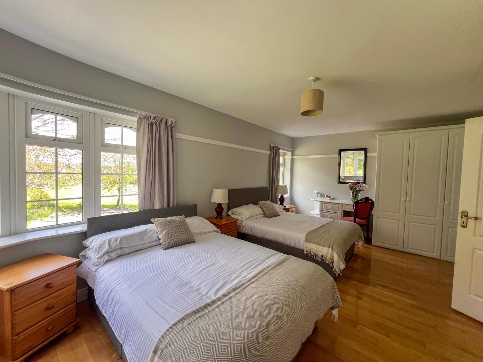 Woodville Lodge Guesthouse 基拉尼 外观 照片