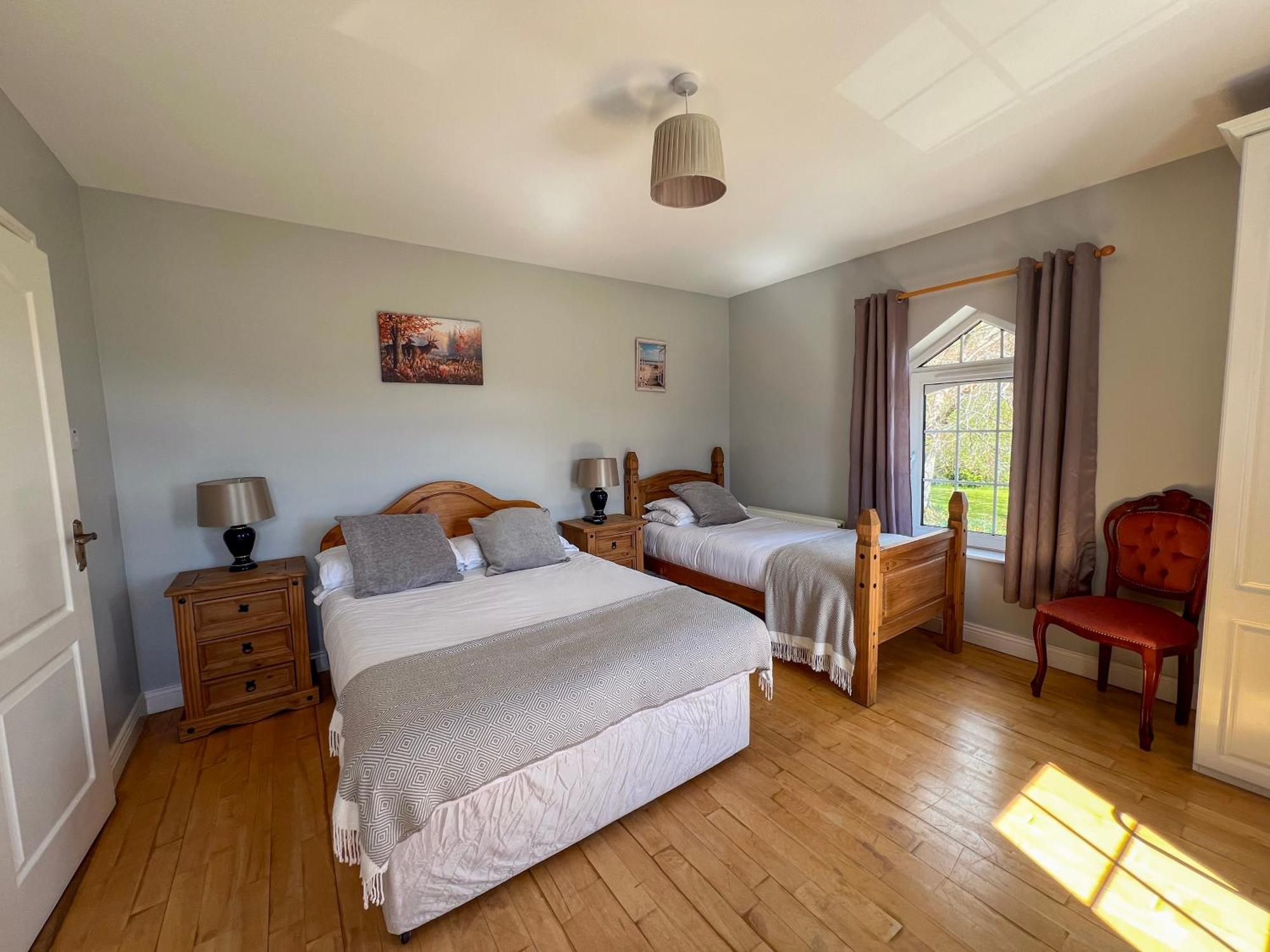 Woodville Lodge Guesthouse 基拉尼 外观 照片