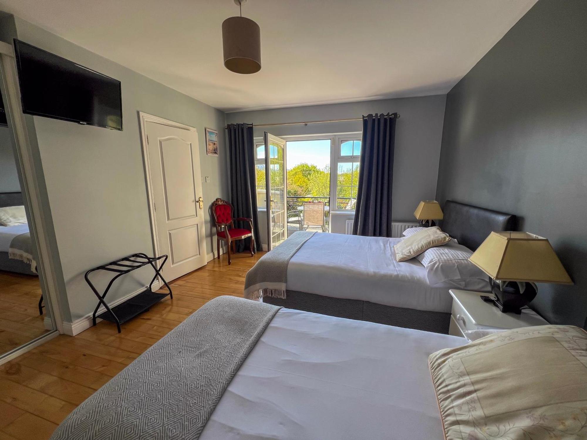 Woodville Lodge Guesthouse 基拉尼 外观 照片